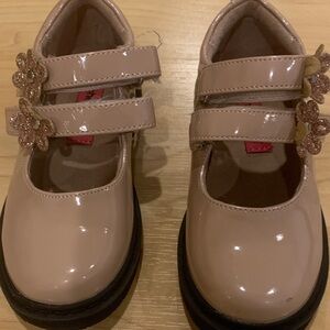 Rachel Shoes brand Kids Blush Patent Leather Mary Jane Shoes size 9